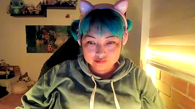 Shaddycute  online show from 02/03/26, 01:37