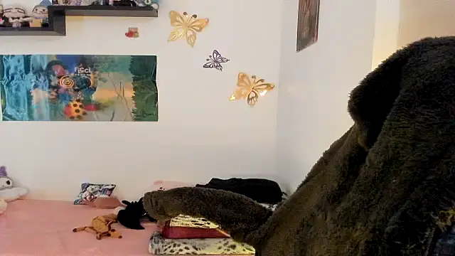 Shaddycute  online show from 02/04/26, 12:16