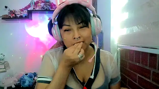 Shaddycute  online show from 03/22/26, 05:16