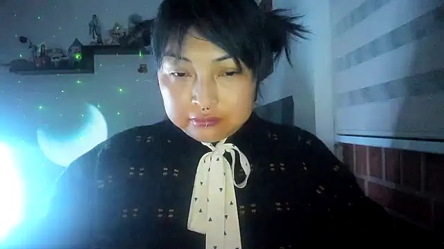 Shaddycute  online show from 04/10/26, 01:55