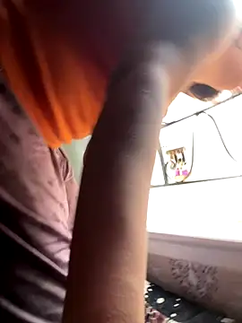 L-LOVE online show from 09/17/25, 05:47