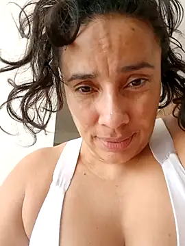 LEIRIS Y FRED 01 online show from 11/18/25, 02:54