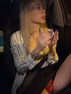 Snapshot of Myrtle_Beach chatting on 12/20/24, 05:04 Myrtle Beach online show from 12/20/24, 05:04