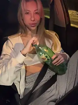 Snapshot of Myrtle_Beach chatting on 12/22/24, 05:23 Myrtle Beach online show from 12/22/24, 05:23