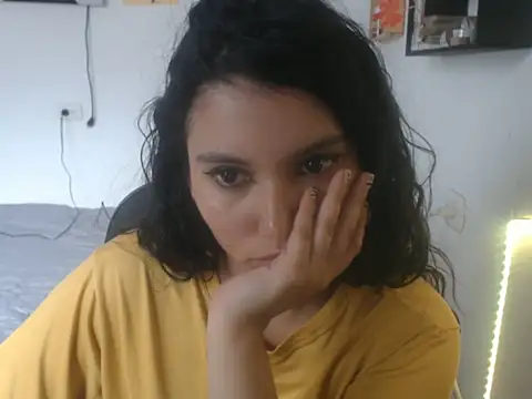 HannaKlein online show from 11/20/25, 06:18