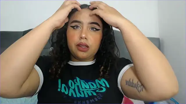 Snapshot of paytonbailey chatting on 02/01/25, 01:51 paytonbailey online show from 02/01/25, 01:51