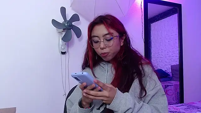 Ava jones1 online show from 02/11/25, 11:12