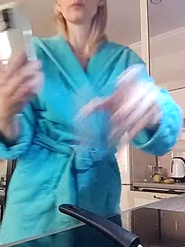 AvelinaLeoni online show from 03/18/25, 05:41