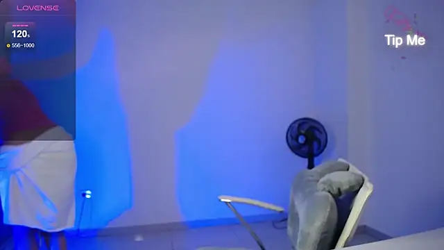 candydowson1 online show from 02/14/25, 09:43