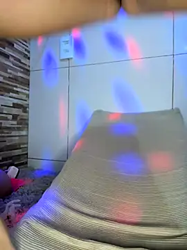 exquentadamay online show from 11/20/25, 02:28