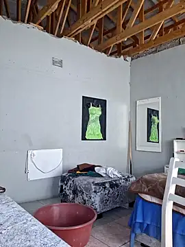 LaughRiotX online show from 10/04/25, 05:49