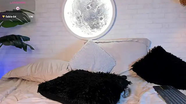 Elise Diamond online show from 02/11/25, 04:55