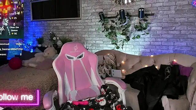 Snapshot of Alex_Howell chatting on 01/20/25, 02:53 Alex Howell online show from 01/20/25, 02:53