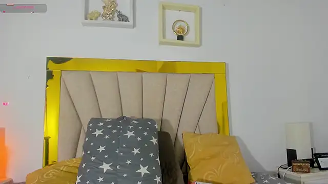 vahiolet fuentes online show from 01/04/25, 03:29