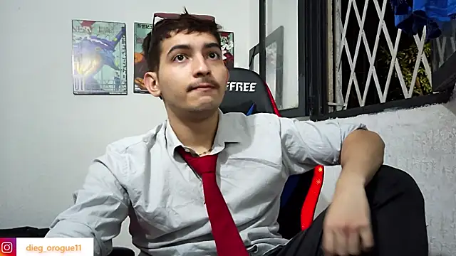 Snapshot of DiegoRogue_ chatting on 02/16/25, 03:37 DiegoRogue online show from 02/16/25, 03:37