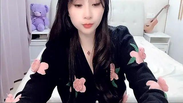 aisha123123 online show from 10/30/25, 02:18