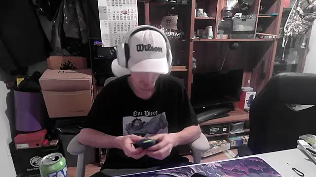 leon29leo online show from 09/27/25, 06:51