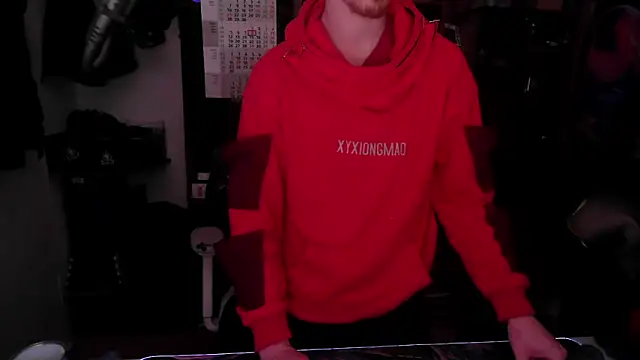 leon29leo online show from 03/29/26, 09:04