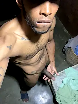 Snapshot of Sur1711 chatting on 11/15/25, 05:09 Sur1711 online show from 11/15/25, 05:09