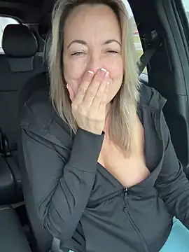 Snapshot of Cherry-red-xo chatting on 12/16/24, 07:54 Cherry-red-xo online show from 12/16/24, 07:54