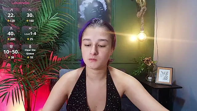 Snapshot of emilybaboo chatting on 03/10/25, 01:10 emilybaboo online show from 03/10/25, 01:10