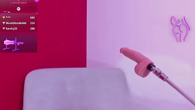 Kate bunny  online show from 02/08/25, 05:39