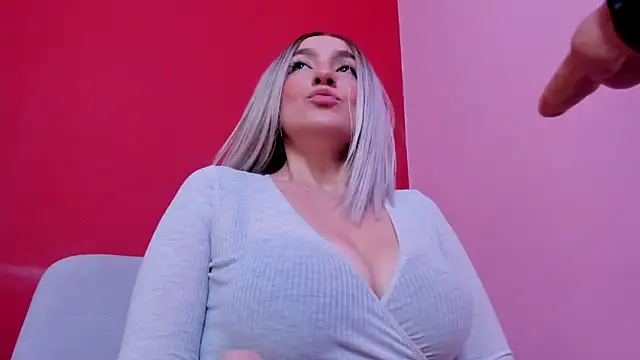 Kate bunny  online show from 01/13/26, 11:48