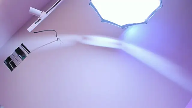 Kate bunny  online show from 04/04/26, 11:18