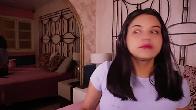 Snapshot of Sophia_wilsonn_ chatting on 02/10/26, 10:41 Sophia wilsonn online show from 02/10/26, 10:41