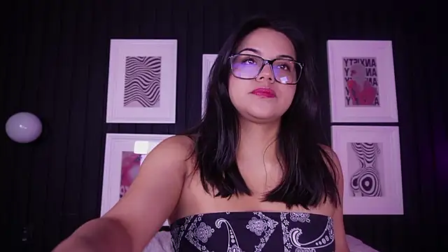 Snapshot of Sophia_wilsonn_ chatting on 03/03/26, 10:54 Sophia wilsonn online show from 03/03/26, 10:54