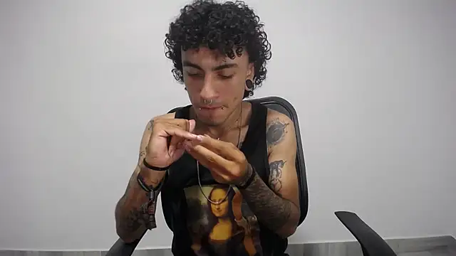 present the magic online show from 02/10/25, 02:30