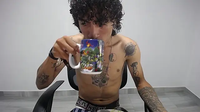 present the magic online show from 03/05/25, 03:08