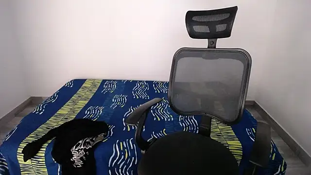 present the magic online show from 10/23/25, 07:34