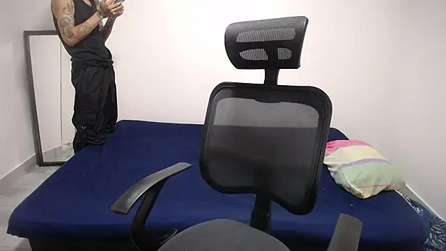 present the magic online show from 03/19/26, 06:45