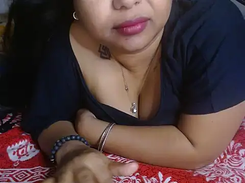 Snapshot of TASHa009 chatting on 03/10/25, 12:48 TASHa009 online show from 03/10/25, 12:48