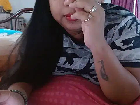 Snapshot of TASHa009 chatting on 09/15/25, 07:41 TASHa009 online show from 09/15/25, 07:41