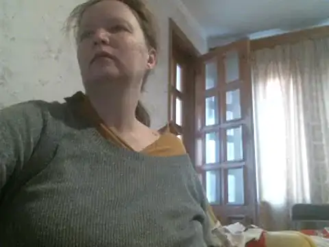 Isolda25 online show from 01/16/25, 06:35