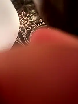 Snapshot of Apple-Boobs chatting on 10/18/25, 07:58 Apple-Boobs online show from 10/18/25, 07:58