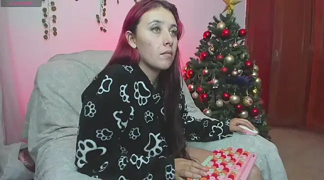 bonnie moon  online show from 01/02/25, 11:06