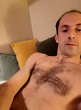 Snapshot of Drobniutki chatting on 01/28/25, 05:56 Drobniutki online show from 01/28/25, 05:56