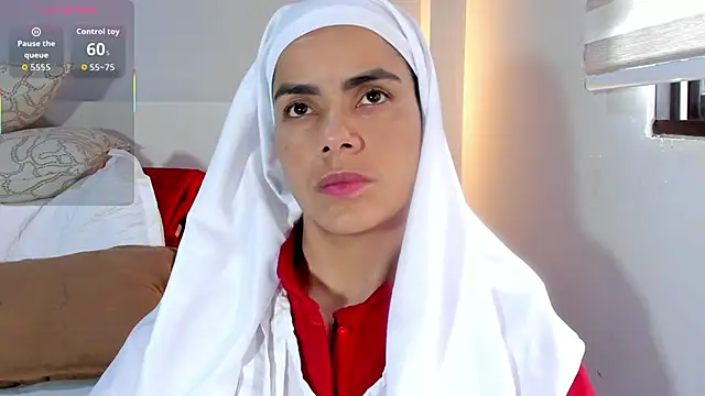 ClaraMariaMon online show from 10/27/25, 05:50