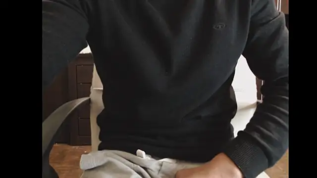 Snapshot of sexualtensionrelation chatting on 10/03/25, 12:29 sexualtensionrelation online show from 10/03/25, 12:29