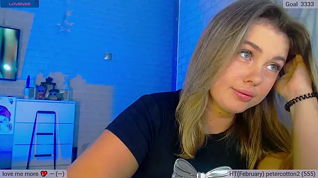 SuchCute online show from 02/08/25, 01:54