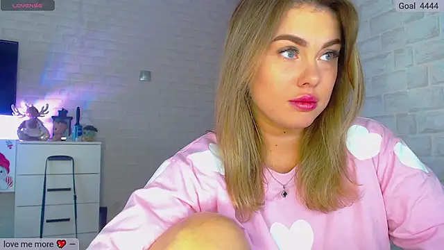 SuchCute online show from 03/09/25, 02:39