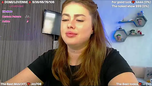 Snapshot of SuchCute chatting on 05/27/26, 03:36 SuchCute online show from 05/27/26, 03:36