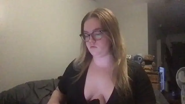 honeyyy24 online show from 10/07/25, 06:27