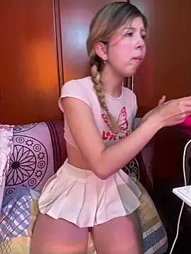 KittieCatty online show from 10/05/25, 09:13