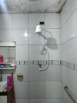 Snapshot of Jhonny_walkeer chatting on 11/29/25, 11:19 Jhonny walkeer online show from 11/29/25, 11:19