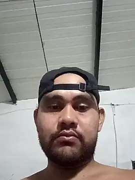 travieso2893 online show from 09/24/25, 03:43