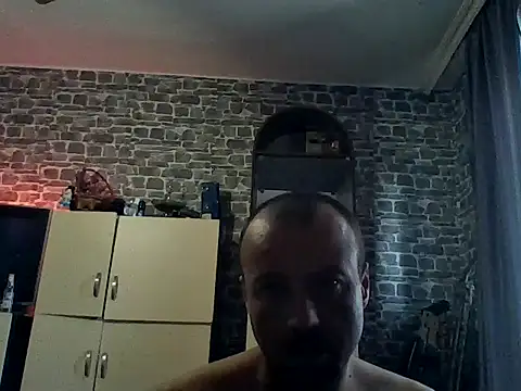 Nikolaiyy online show from 05/11/26, 11:27